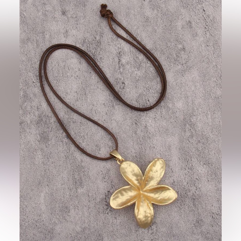 Boho Flower Necklace M1504 24$